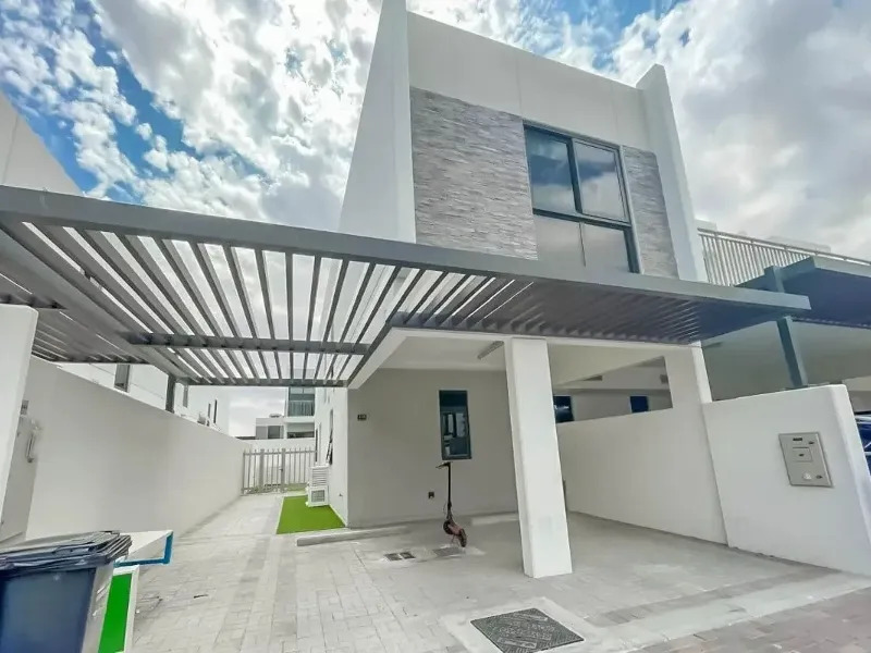 🏡 Attraktives Reihenhaus in Dubai | ✨ Gehobene Ausstattung | 🛏️ 3 Schlafzimmer | 🛁 1 Badezimmer