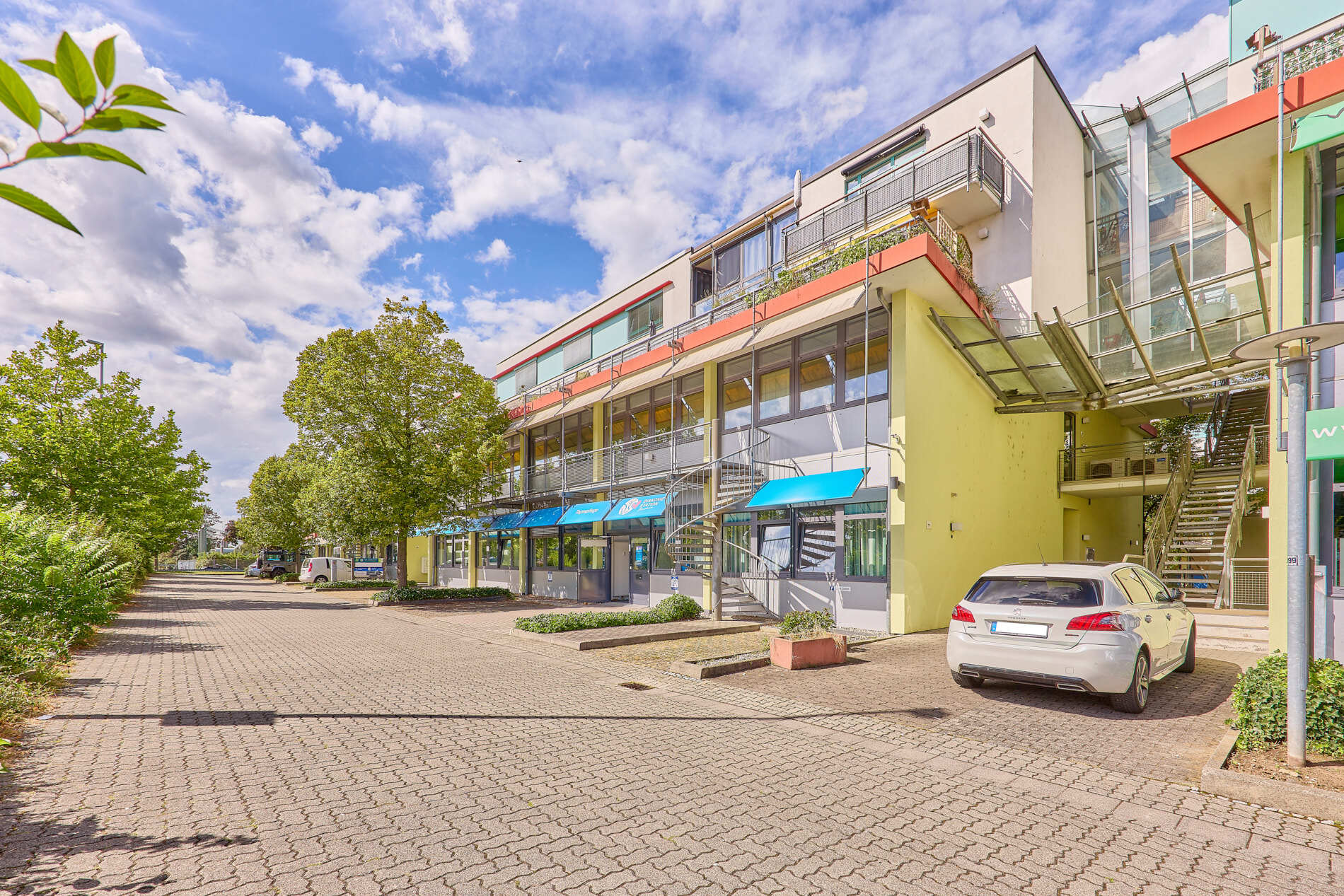 *Reserviert* 2 Zimmer-Wohnung in Bensheim 🏡 | 55 m² | Tiefgarage 🚗 | Keller 🔒 *Reserviert* 2 Zimmer-Wohnung in Bensheim 🏡 | 55 m² | Tiefgarage 🚗 | Keller 🔒